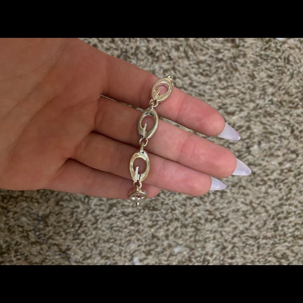 guess bracelet